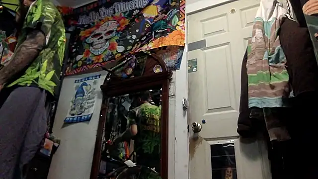 concrete_daddy - Concrete_Daddy's free webcam - UK Sex Cams