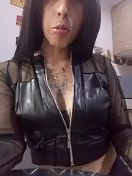 Webcam Model (__Danielssex)  is live.Free join now!