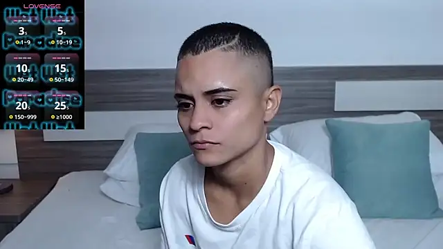 liiamthompson - Liiamthompson's free webcam - UK Sex Cams