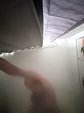 laura_ati - Laura_Ati's free webcam - UK Sex Cams