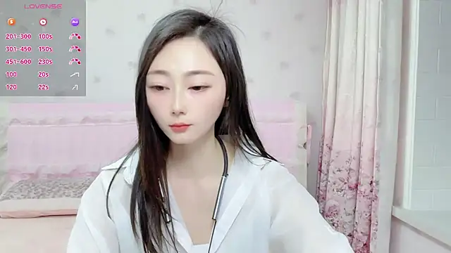 美女anjila888在线直播