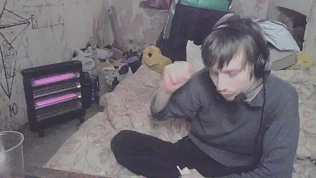 makarov1993 (M young) - I'm collecting money for dental surgery.