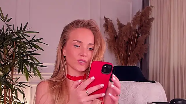 daisyd001 - Daisyd001's free webcam - UK Sex Cams