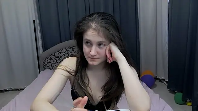 holliy_cooper - Holliy_Cooper's free webcam - UK Sex Cams