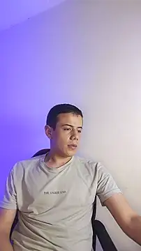 jac0b_x (M twink) - show dick