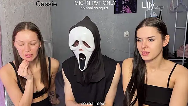 girls_secrets - Girls_secrets's free webcam