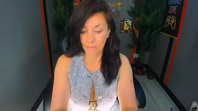 AnaMills live sex cam