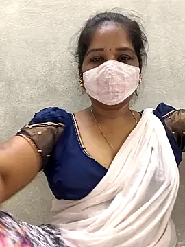 maaliiiponutamil - MaaliiiPonuTamil's free webcam