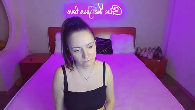 angelllika - AngellLika's free webcam