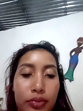 genesis_18_ - Genesis_18_'s free webcam