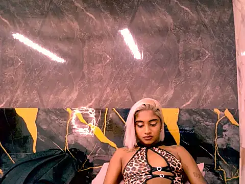 indian_barbie - Indian_barbie's free webcam