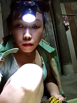 ngocmi909 - Ngocmi909's free webcam