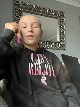 Milssweetx from StripChat is Freechat