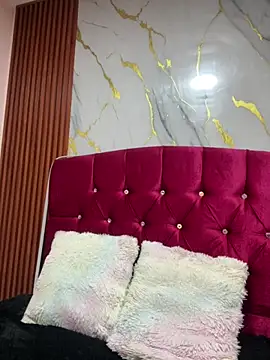 angellique_22 - Angellique_22's free webcam