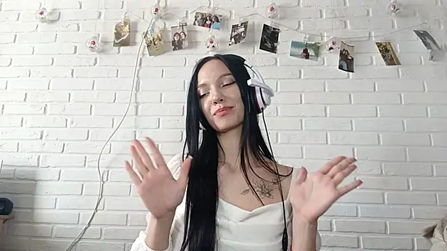 vanettahartong - VanettaHartong's free webcam