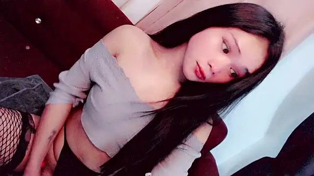 amomentoflust99 (T young) - SHOW ME SOME LOVE AND MOTIVATION TO CUM!