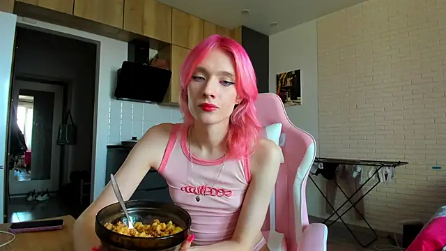 _Alice_Kitty Live Webcam on Stripchat