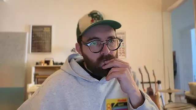 straight2fucked - Straight2fucked's free webcam - UK Sex Cams