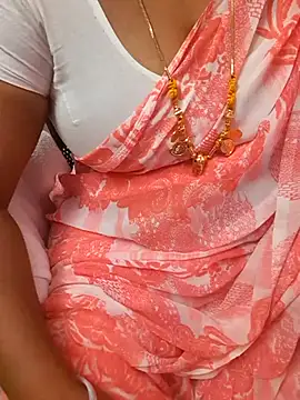 Webcam Model (Tamil_Ammani)  is live.Free join now!