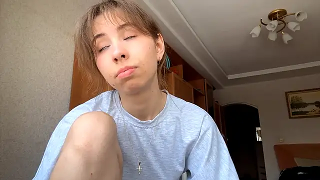 serenahawthorne (F teen) - show legs