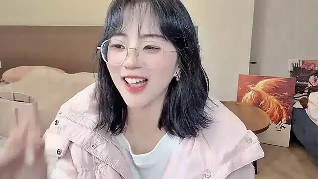 美女-ruoruo-在线直播