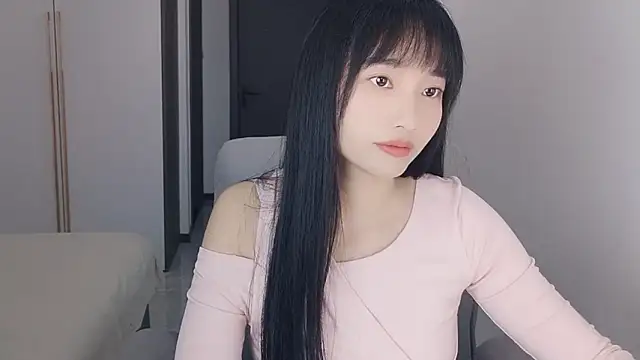 lisa-3333 - Lisa-3333's free webcam - UK Sex Cams