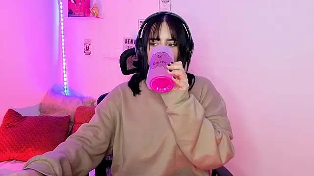 emily_lindey - Emily_Lindey's free webcam