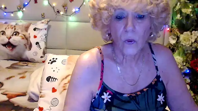 happywomanon - HappyWomanOn's free webcam - UK Sex Cams