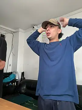 Daddyrich_632 live sex cam