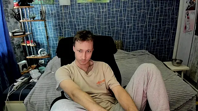 cuteboy228 (M young) - make me happy