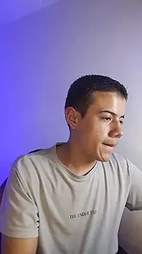 jac0b_x (M twink) - show dick