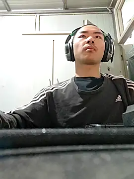 dyjdddttj - Dyjdddttj's free webcam - UK Sex Cams