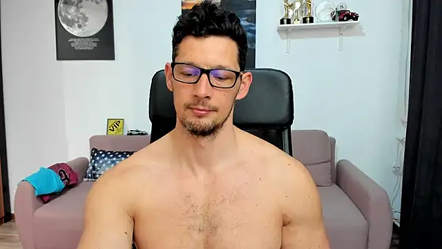 brutusk08 - BrutusK08's free webcam - UK Sex Cams