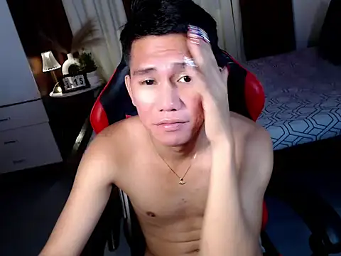 drinkmycumx - Drinkmycumx's free webcam - UK Sex Cams