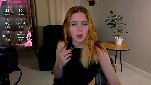 bella_xbaby - Bella_xBaby's free webcam - UK Sex Cams