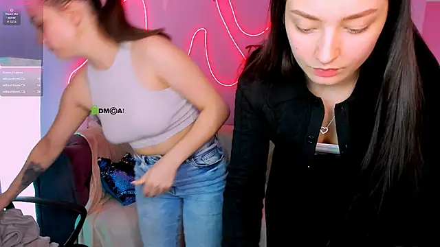 miki-niki - Miki-niki's free webcam - UK Sex Cams