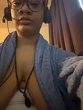 nickytheehawtie webcam