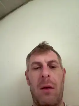 adrian90bi11 live sex cam