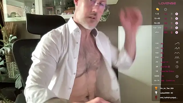 the_new_fit_rubinho's live cam