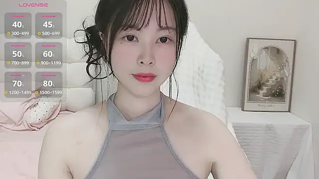 美女Anna-2005在线直播