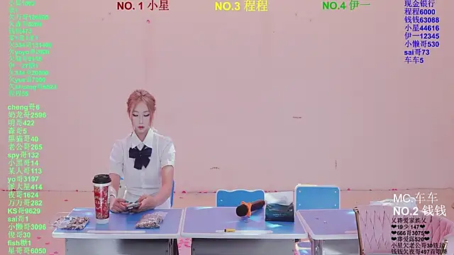 zz000s33 - ZZ000S33's free webcam - UK Sex Cams