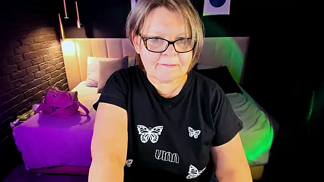 shannonshine - Shannonshine's free webcam - UK Sex Cams