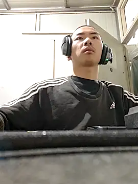 dyjdddttj - Dyjdddttj's free webcam - UK Sex Cams