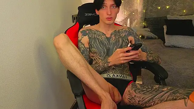 martin_jin (M young) - Doggy pose