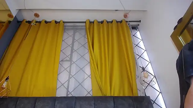 Noemi_Miller_ live sex cam