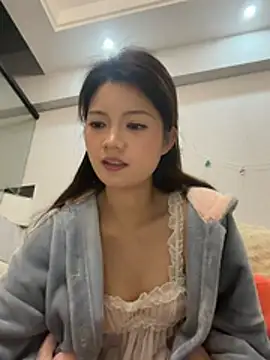 美女niannian6373在线直播