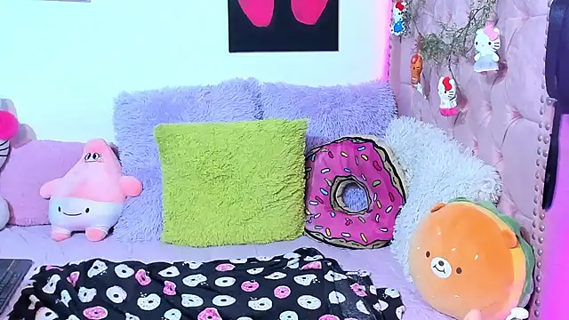 lillycandy - LillyCandy's free webcam - UK Sex Cams