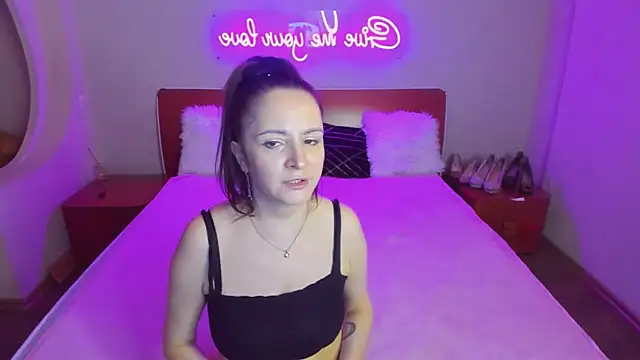 angelllika - AngellLika's free webcam - UK Sex Cams