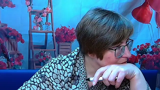 radachudna - RadaChudna's free webcam - UK Sex Cams