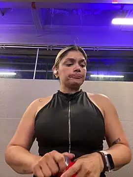 luna_xxx_10 - Luna_xxx_10's free webcam - UK Sex Cams